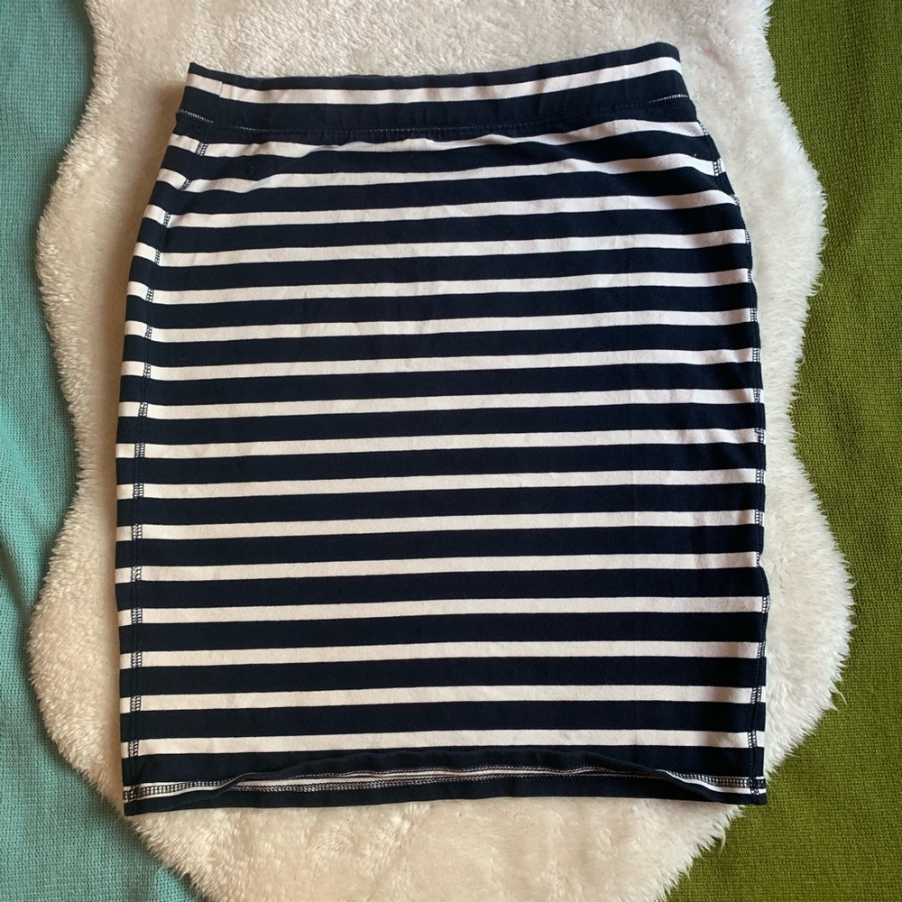 Old Navy striped skirt